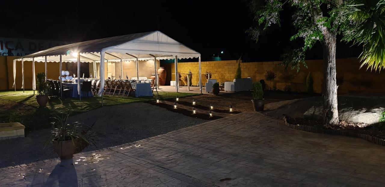 Casa Rural La Piedra De Juana Malpartida de Cáceres Dış mekan fotoğraf